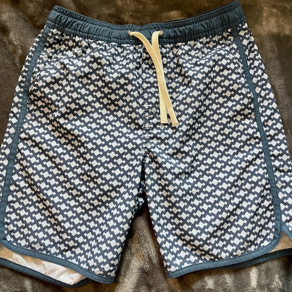 Fair Harbor Mist Seaview Kids Anchor Bathing Suit for Boys size Medium